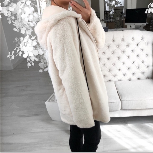 🔒RESERVED 🆕 Snow Bunny Jacket - Picture 2 of 8